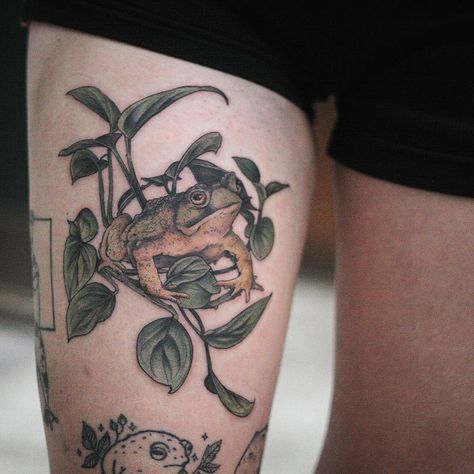 Make Tattoos, Sick Tattoos, Nature Tattoo Sleeve, Frog Tattoo, Tattoo Themes, Sick Tattoo, Frog Tattoos, Forest Tattoos, Ink Inspiration