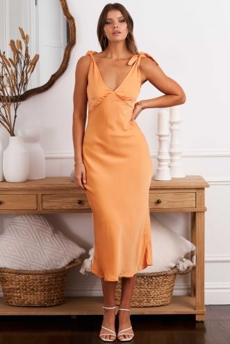 Light Orange Bridesmaid Dresses, Burnt Orange Dresses, Orange Dress Outfits, Orange Satin Dress, Orange Formal Dresses, Peach Dresses, Orange Silk Dress, Casual Bridesmaid Dresses, Peach Bridesmaid Dresses