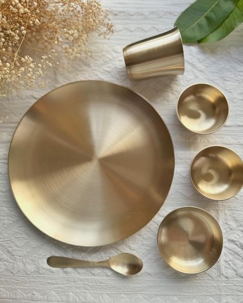 Kansa thali set of 6 pc | www.AbelHouse.in | Rs 6650 | Aesthetic Dinnerware Set, Dinner Set Design, Wedding Redo, Japanese Life, Formal Table Setting, Drinks Bar, Kitchen Redesign, Platter Set, Bride Jewelry