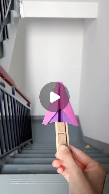 Airplane Launcher Craft, Animal Paper Crafts For Kids, Crafts For 5 Year Boys, Paper Airplanes How To Make, Paper Activities For Kids, Airplane Games For Kids, Paper Airplane Launcher, Airplane Activities For Kids, Best Paper Airplane