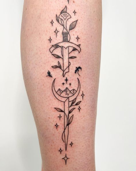 Acomaf Tattoo Ideas, Thorn Tattoo, Bookish Tattoos, Father Tattoos, Tattoo Dragon, Birthday Tattoo, Fantasy Tattoos, Dad Tattoos, Court Of Thorns And Roses