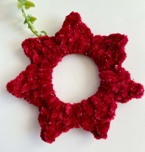 Star Crochet Scrunchie Christmas Scrunchies Crochet, Hair Tie Crochet Free Pattern, Crochet Christmas Scrunchies, Christmas Crochet Accessories, Easy Crochet Scrunchies, Star Scrunchie, Christmas Scrunchies, Crochet Hair Bows, Crochet Christmas Wreath