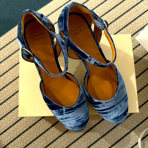 Brand New Sezane Katie Heels In Blue Velvet. Just Purchased, Too Big. Size 42 Or Us 11 (Fits 10.5). Very Beautiful Perfect For Spring And Summer! Wedding Dress Blue Shoes, Blue Wedding Shoe, Colorful Wedding Shoes, Velvet Block Heels, Blue Wedding Shoes, Strappy Pumps, Velvet Heels, Blue Pumps, Size 11 Heels