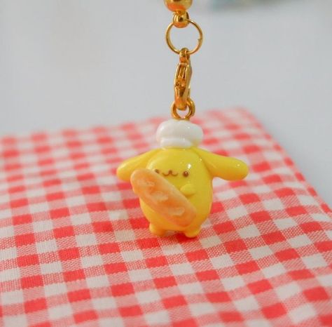 Charm Ideas, Clay Keychain, Diy Air Dry Clay, Clay Inspo, Clay Things, Clay Diy Projects, Cute Polymer Clay, Clay Stuff, Cute Clay