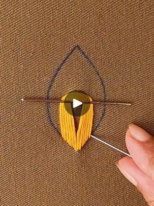 hand embroidery tutorial basic leaf design tricks for beginners 3D embroidery doodles | Basic Embroidery ABC posted a video to playlist Leaf/Flower Doodles Embroidery. | By Basic Embroidery ABCFacebook Doodles Embroidery, Embroidery Doodles, 3d Hand Embroidery, Simple Embroidery Stitches, Tambour Beading, Embroidery Leaf, Design Tricks, Embroidery Lessons, Basic Embroidery