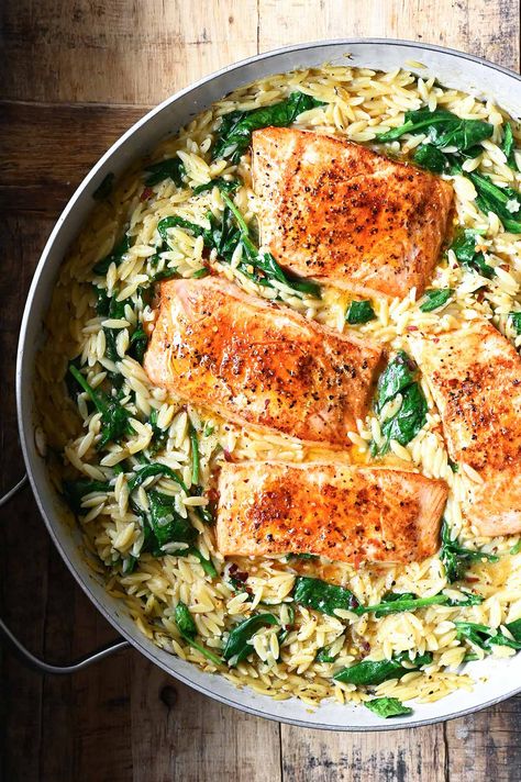 One Skillet Salmon with Lemon Orzo Salmon Orzo, Salmon With Lemon, Salmon Spinach, Pasta Varieties, Lemon Orzo, Fish Dinner Recipes, Orzo Recipes, Lemon Salmon, One Skillet