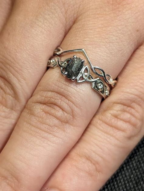 MAIN STONE
Type: Natural Salt and Pepper Diamond
Cut: Hexagon
Color: Dark / Grey / Icy

#0.5ct #Hexagon #Salt #and #Pepper #Diamond #Celtic #Knot #Bridal #Ring #Set #14K #White #Gold #Chevron #Wedding #Band #Vintage #Engagement #Ring #for #Her #geometric #grey #diamond #ring #celtic #knot #ring #engagement #ring #hexagon #cut #salt #pepper #diamond #celtic #twist #ring #rose #cut #diamond #unique #proposal #ring #ring #set #anniversary #ring #set #white #gold #ring #set #wedding #band #set Celtic Knot Ring Engagement, Engagement Ring Hexagon, Celtic Knot Engagement Ring, Celtic Wedding Ring Sets, Celtic Knot Band, Chevron Wedding Band, Engagement Ring Types, Band With Diamonds, Handmade Engagement Ring