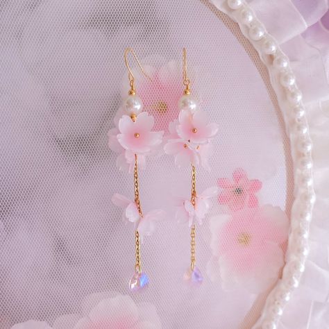 🌸🧚🏻‍♀️🍓 the fae club collection just dropped! time to grab your faves Bakery Bags, The Fae, Princess Collection, Steel Earrings, Handmade Flower, Handmade Charms, Stainless Steel Earrings, Flower Charm, Handmade Flowers