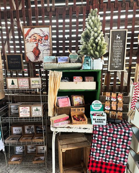 It’s Hen & Chicks Christmas Market time!! We are here 10am-4pm in Seymour. This is their first Christmas Market and the farm is all decked out in Christmas with Christmas music playing. The store in Dubois is also open today, 10am-3pm. Go see Jon and keep him busy!! #henandchicksbarnmarket @henandchicksbarnmarket Produce Displays, Music Playing, Hens And Chicks, Country Store, Christmas Music, Christmas Market, The Farm, First Christmas, Hen