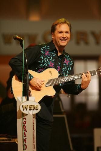 Steve Wariner Steve Wariner, Male Country Singers, Producer Studio, Old Country Music, Best Country Singers, Best Country Music, Loretta Lynn, Country Rock, Country Music Artists