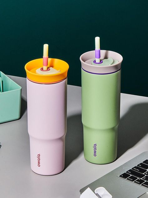 This is a comfortable and unique tumbler by Owala that is made out of high quality and sturdy material. With distinctive mood of the design and comfortable design, you can style it for your unique and kitschy lifestyle.- Bisphenol A Free material- Easy to wash with removable straw- Double heat retention structure- Leak free lid design Tumbler Cup Design Ideas, Cute Tumbler Ideas, Owala Tumbler, Water Bottels, Healthy Water Drinks, Trendy Water Bottles, Custom Starbucks Cup, Cool School Supplies, Cute Water Bottles