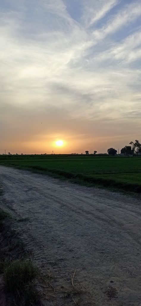 Village Sky View, Village Morning Photography, Village Aesthetic Indian, Indian Village Photography, Winter Sky Aesthetic, Indian Village Aesthetic, Sunset In Clouds, Aesthetic Indian Photography, Village Morning