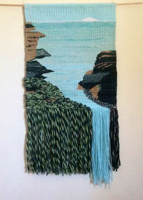 فن النسيج, Tapestry Loom, Crochet Wall Art, Weaving Loom Diy, Weaving Loom Projects, Weaving Wall Hanging, Loom Projects, Crochet Wall Hangings, Woven Wall Art