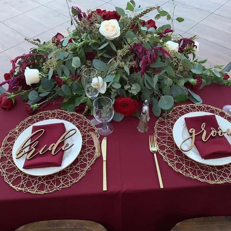 Burgundy Sweet Heart Table, Sweetheart Table Burgundy, Burgundy Sweetheart Table, Outdoor Engagement Party, Navy Table, Round Wedding Tables, White Table Settings, Marsala Wedding, Table Place Settings