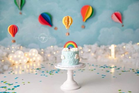 Hot Air Balloon Cake Smash, Rainbow Smash Cakes, Hot Air Balloon First Birthday, Balloon Birthday Themes, Hot Air Balloon Cake, Cake Photoshoot, Hot Air Balloon Party, Props Photography, 1st Birthday Cake Smash