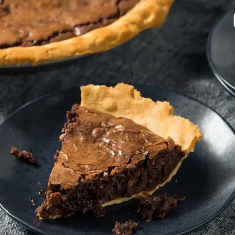 Chess Pies, Fudge Pie Recipe, Chocolate Chess Pie, Fudge Pie, Chess Pie, Southern Desserts, Homemade Fudge, Chocolate Pie, Perfect Pies