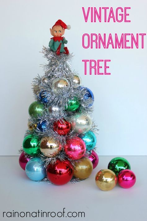 Vintage ornaments are beautiful! You can display them more with the ornament tree that cost less than $6 to make! via RainonaTinRoof.com Diy Ornament Tree, Vintage Christmas Diy, Christmas Topiary, Diy Ornament, Ornament Tree, Diy Ornaments, Diy Christmas Decorations Easy, Christmas Kids, Easy Christmas Diy