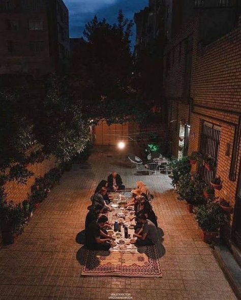 Iftar Aesthetic, Small Couch, Muslim Kids, Warm Bed, How Many People, Iftar, Rustic Chic, Bring Back, Aesthetic Iphone Wallpaper