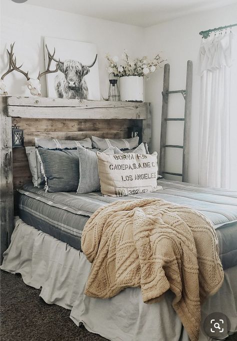 Ranch Inspiration, Brick Bedroom, Bedroom Things, Western Bedrooms, Farmhouse Bedrooms, Western Bedroom Decor, Western Rooms, Farmhouse Style Bedrooms, Western Bedroom