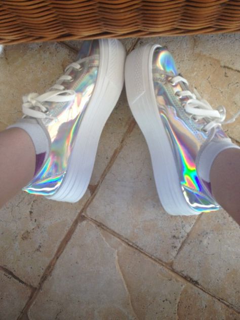 Pinterest: @SaraThompson ♫♪ Sepatu Air Jordan, Holographic Shoes, Holographic Fashion, Kawaii Shoes, Shoes Platform, Adidas Superstar Sneaker, Dream Shoes, Mode Inspiration, Teen Fashion Outfits