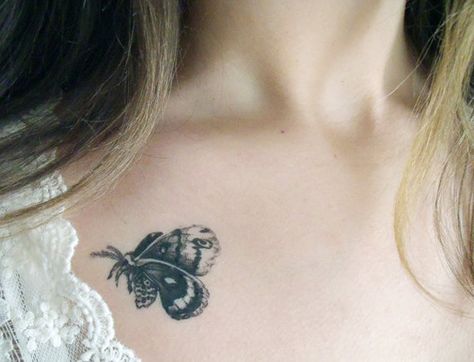 Painless Temporary Tattoos | Cuded Small Crown Tattoo, Butterfly Name Tattoo, Clavicle Tattoo, Tattoo Son, Kunst Tattoos, Bone Tattoos, Moth Tattoo, Temp Tattoo, Cute Small Tattoos