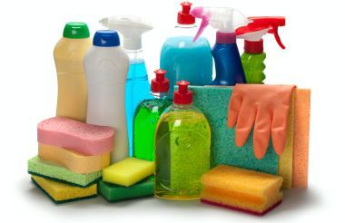 'The Do's and Don't of Bleach Use...!' (via The Alternative Daily) Alternative Furniture, Residential Cleaning Services, Laundry Pods, Move Out Cleaning, Move In Cleaning, Moving Checklist, Residential Cleaning, Best Cleaning Products, Professional Cleaners