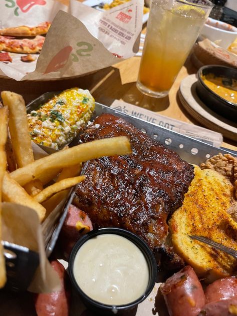 Chili’s Is Becoming One of Our Go-to Spots to Eat Chillis Restaurant, Chilis Restaurant, Chilies Restaurant, Chicken Crispers, Fall Baddie, Food Inspired, Long Island Iced Tea, Beverage Recipes, Smoked Sausage