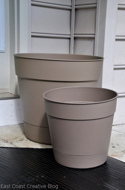 Ceramic pots