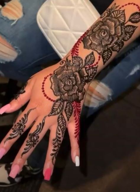 Henna Designs For Prom, Full Arm Henna Designs, Red And Black Henna, Henna Designs Black Women, Henna Sleeve Tattoos For Women, Red Henna Designs, Red Henna Tattoo, Black Henna Designs, Henna Patterns Hand