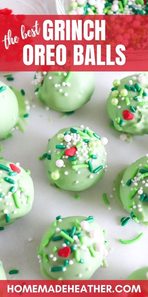 Christmas Cookie Cake Balls, Grinch Oreo Cookie Balls, Christmas Themed Oreo Balls, Christmas Snacks And Desserts, Oreo Cake Pops Christmas, Green Oreo Balls, Christmas Grinch Oreo Balls, Simple Christmas Baking For Kids, Holiday Balls Recipe