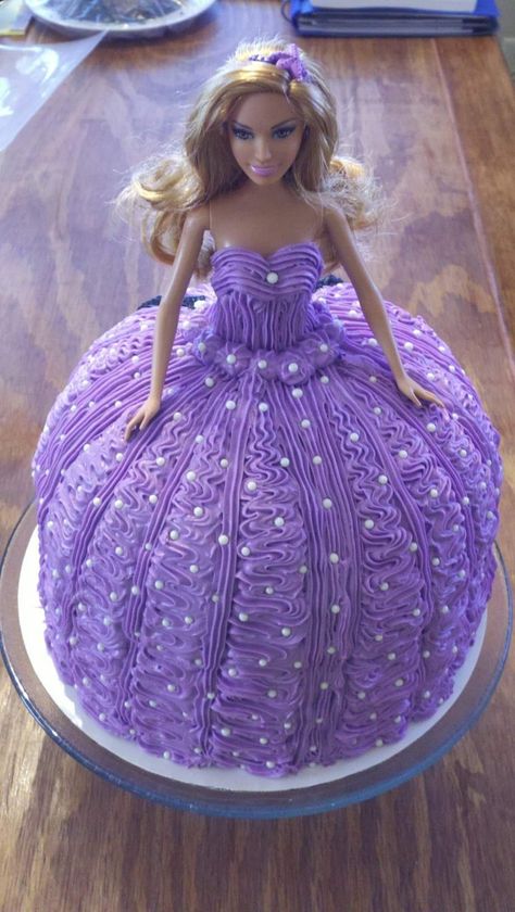 Barbi Cakes, Barbie Topper, Doll Cake Design, Caroline Birthday, Princess Dress Cake, 3rd Birthday Party For Girls, Cinderella Birthday Cake, Doll Cake Designs, Princess Doll Cake