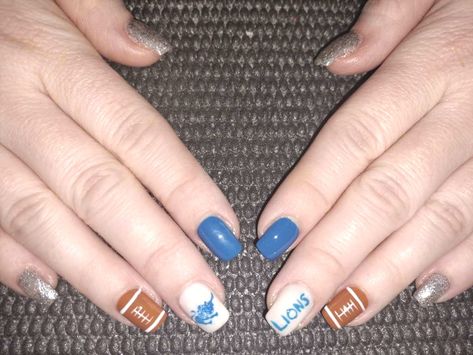 Detroit Lions Nails Acrylic, Detroit Lions Nails Ideas, Detroit Lions Nail Designs, Detroit Lions Nails, Lions Nails, Nails Football, Football Nail Designs, Lion Nails, Artsy Nails