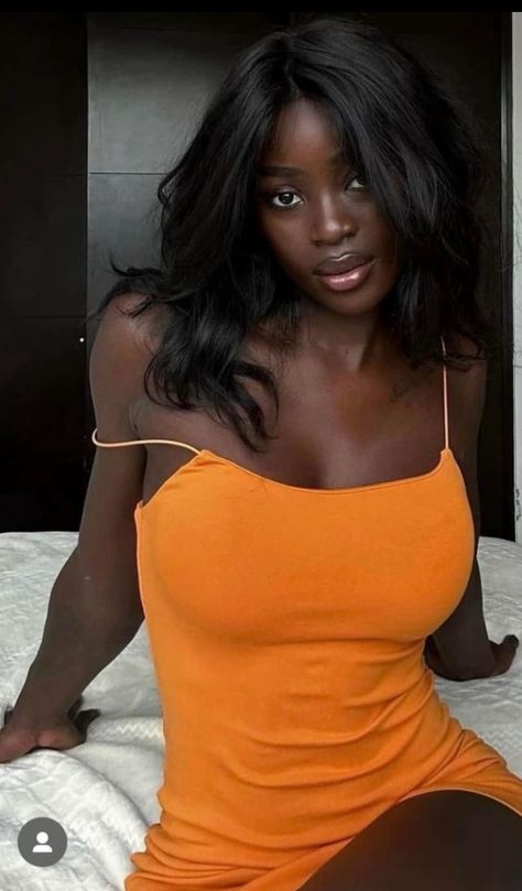 Dark Skin Models, Dark Skin Beauty, Model Aesthetic, Orange Is The New, Orange Is The New Black, Dark Skin Women, Irina Shayk, African Beauty, Dark Beauty