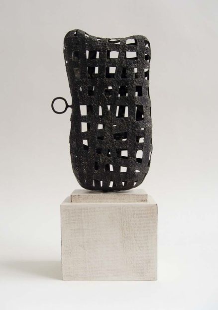 Jay Kelly Jay Kelly, Contemporary Baskets, Metal Basket, Textile Sculpture, Sculptural Object, Plastic Art, Sculpture Metal, Steel Sculpture, Pottery Sculpture