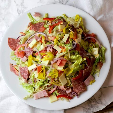 Jimmy John’s Unwich Salad, Sub Sandwich Salad Recipe, Healthy Italian Sub Salad, Salads With Meat Main Dishes, Italian Sun Salad, Jersey Mikes Salad, Chopped Hoagie Salad, Chopped Sub Sandwich Salad, Sub Chopped Salad