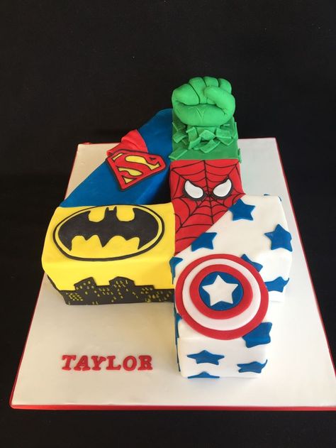 Avenger Party, Captain America Cake, America Cake, 4de Verjaardag, Iron Man Birthday, Marvel Birthday Party, 4 Cake, Hulk Spiderman, Superhero Birthday Cake