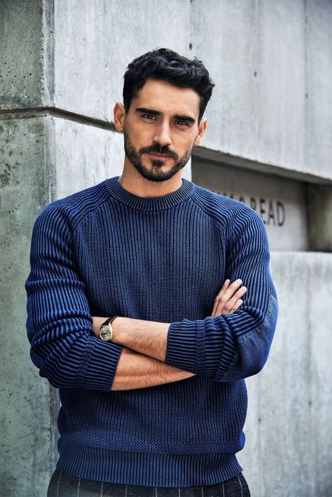 artur kulkov - Pesquisa Google Arthur Kulkov, Gents Fashion, Guys Clothing Styles, Gentleman Style, Facial Hair, Fashion Bloggers, Gq, Gentleman, Style Me