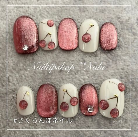 Nail Art Dessin, Rave Nails, Nail Polish Art Designs, Feet Nail Design, Kutek Disney, Minimal Nails Art, Asian Nails, Hippie Nails, Nail Art For Beginners