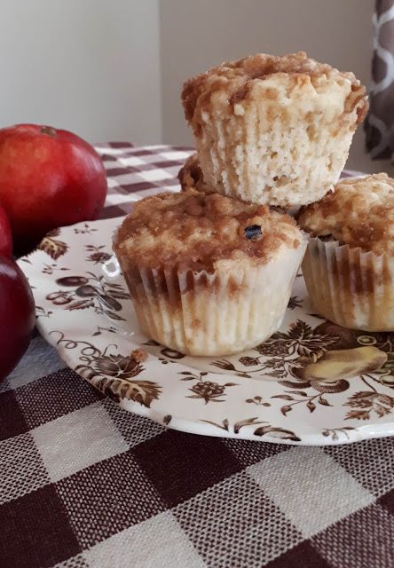 Macintosh Apple Recipes, Apple Oatmeal Muffins, Muffin Pan Recipes, Apple Recipes Healthy, Mcintosh Apples, Macintosh Apple, Apple Recipes Easy, Apple Oatmeal, Apple Dessert Recipes