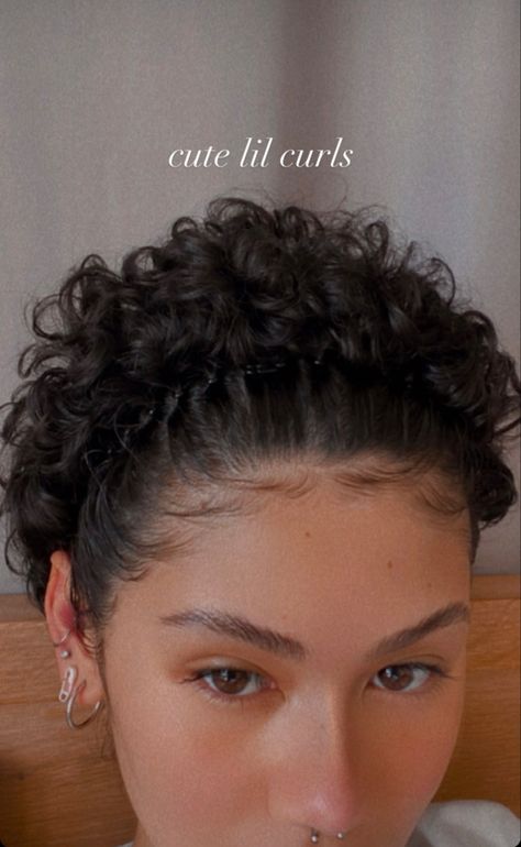 Big Chop Pink Hair, Curly Bald Hair, Very Short Hair Styles For Black Women, Curly Pixie Headband, Summer Outfits For Short Hair, Curly Bob Updo Hairstyles, Extremely Short Curly Hair, Shirt Curly Hair Styles, Extra Short Curly Hair