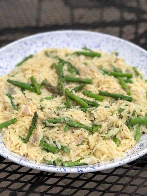 Cheesy Asparagus Orzo, Truffle Orzo Pasta, Truffle Orzo, Orzo With Asparagus, Black Truffle Butter, Best Shepherds Pie Recipe, Cheesy Orzo, Parmesan Orzo, Black Truffle Oil