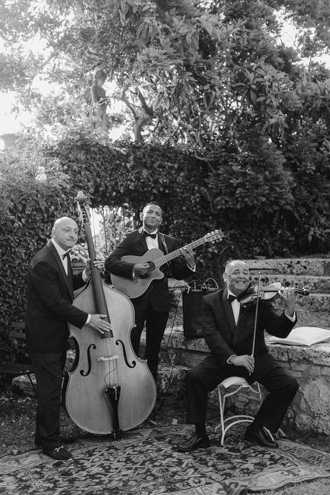 Musicians playing during a wedding at Borgo Stomennano, Tuscany. #tuscanywedding #italywedding Classical Music Wedding, Live Music At Wedding, Live Music Wedding, Musician Wedding, Musical Wedding, Puglia Wedding, Wedding Planning Boards, Italian Music, Wedding Musicians