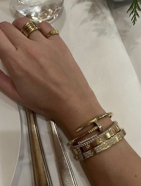 Chain Bracelet Stack, Hand Stacking Bracelet, Wrist Stack Jewelry, Gold Bracelet Stack Classy, Bracket Stacks, Cartier Bracelet Aesthetic, Luxury Bracelet Stack, Love Bracelet Stack, Xoxo Jewelry