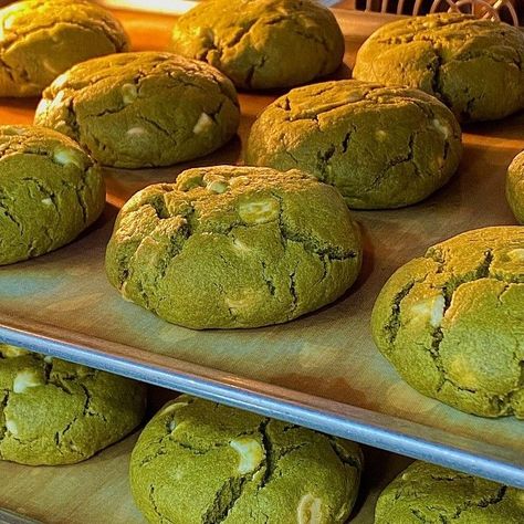 Matcha Cookies Aesthetic, Alana Castillo, Food Is Fuel, Recipes From Heaven, Greens Recipe, Dessert Drinks, Food Obsession, Cafe Food, Pretty Food