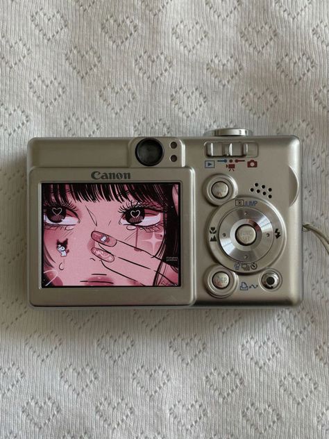 Camera Drawing, Tech Aesthetic, Cute Camera, Retro Gadgets, Old Cameras, Yandere Simulator, Vintage Cameras, By Myself, Vintage Camera