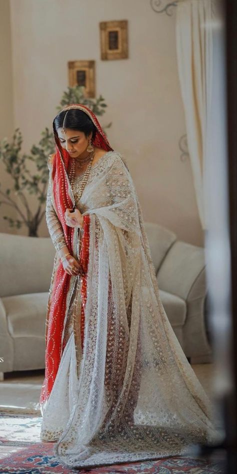 Pin by Mamoona Qayyum on Saree | Indian bridal dress, Party wear indian dresses, Pakistani bridal dresses Nikkah Saree White, Brides In Saree With Dupatta, Red And White Bridal Saree, Akdh Outfit Bride, Off White Lehenga Bridal, Wedding Saree With Veil, Akdh Outfit, Saree With Veil, Nikkah Saree