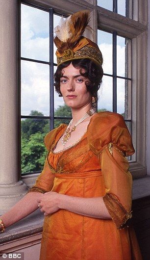 Caroline Bingley, Pride And Prejudice 1995, Anna Chancellor, Jane Austen Movies, British Movies, Regency Gown, Duck Face, Regency Fashion, Love My Kids