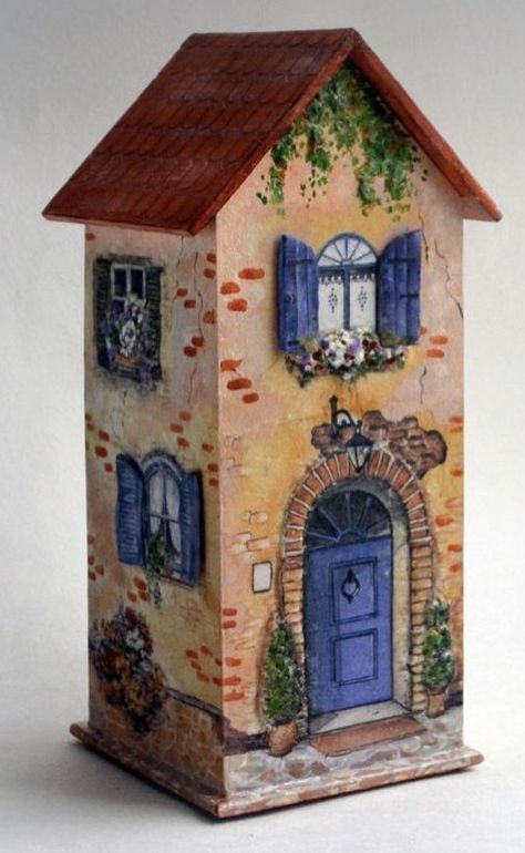 Painted Bricks Crafts, Brick Crafts, Beautiful Birdhouses, Small Wooden House, Wooden Bird Houses, Clay Fairy House, Bird Houses Ideas Diy, Scrap Wood Crafts, Pottery Houses