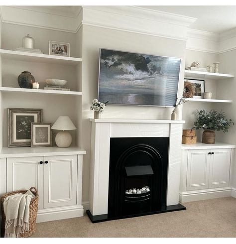 Alcove Storage Living Room, Alcove Ideas Living Room, Alcove Units, Living Room Cupboards, Alcove Storage, Alcove Shelving, Lounge Room Styling, Built In Shelves Living Room, Victorian Living Room