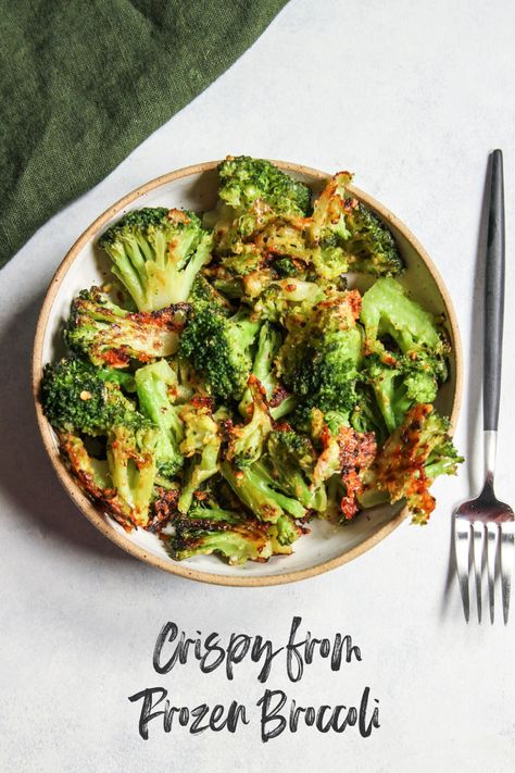 Frozen Broccoli Recipes, Roast Frozen Broccoli, Broccoli Recipes Side Dish, Broccoli Vegetable, Parmesan Roasted Broccoli, Spicy Broccoli, Broccoli Side Dish, Broccoli Dishes, Grilled Broccoli